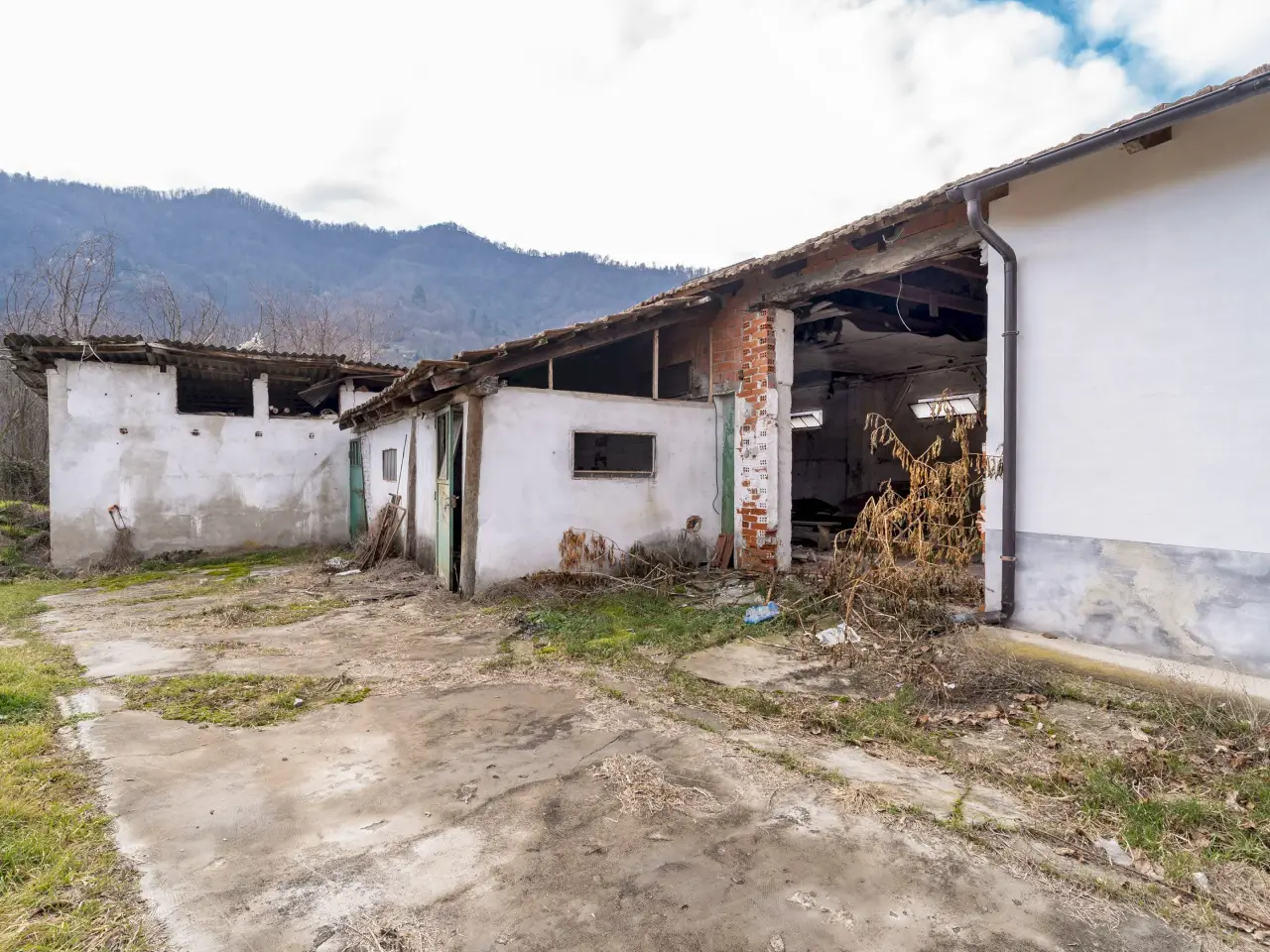 Magazzino in Via San Martino 46, Barge, {3} - Foto 1
