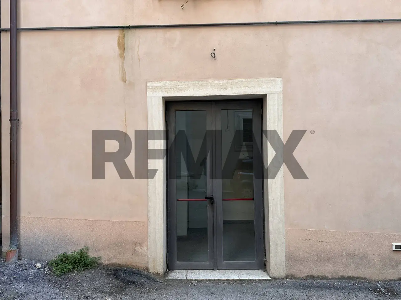 Negozio in Via Bazzano 5, L'Aquila, {3} - Foto 2