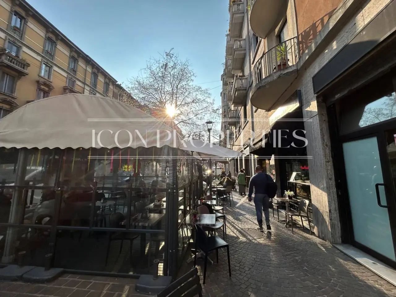 Negozio in Via Ozanam 11, Milano, {3} - Foto 1