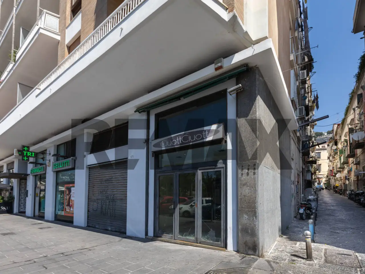 Negozio in Via Riviera di Chiaia 172, Napoli, {3} - Foto 1
