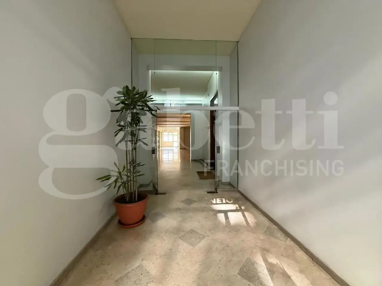 Ufficio in Viale Vittorio Veneto  151, Catania, {3} - Foto 2