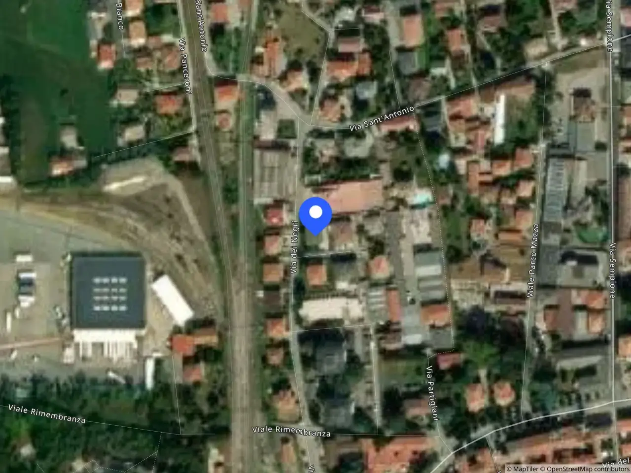 Fabbricato misto in Via dei Negri, 36 36, Oleggio, {3} - Foto 1