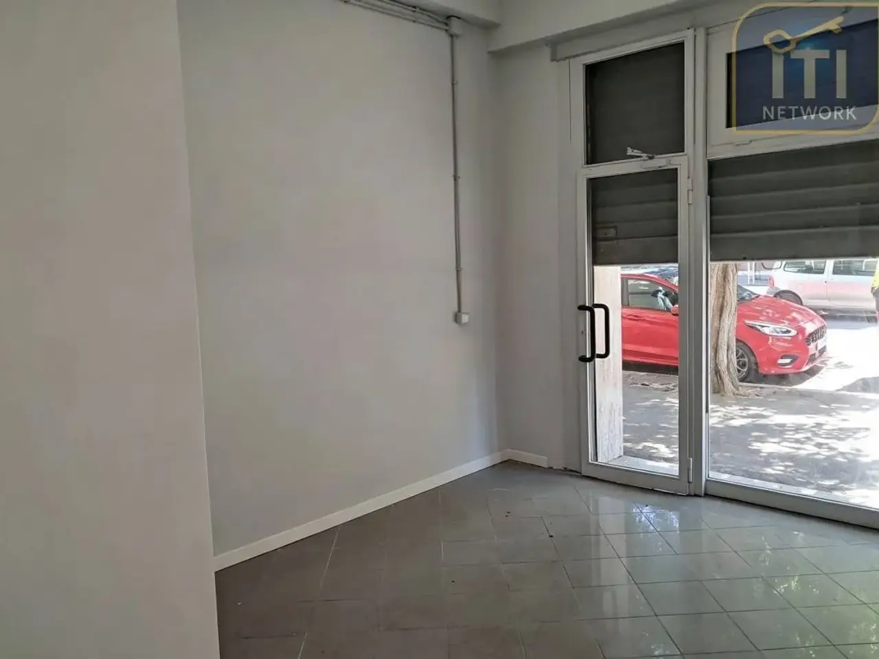 Negozio in Via Capo Spartivento, Roma, {3} - Foto 2