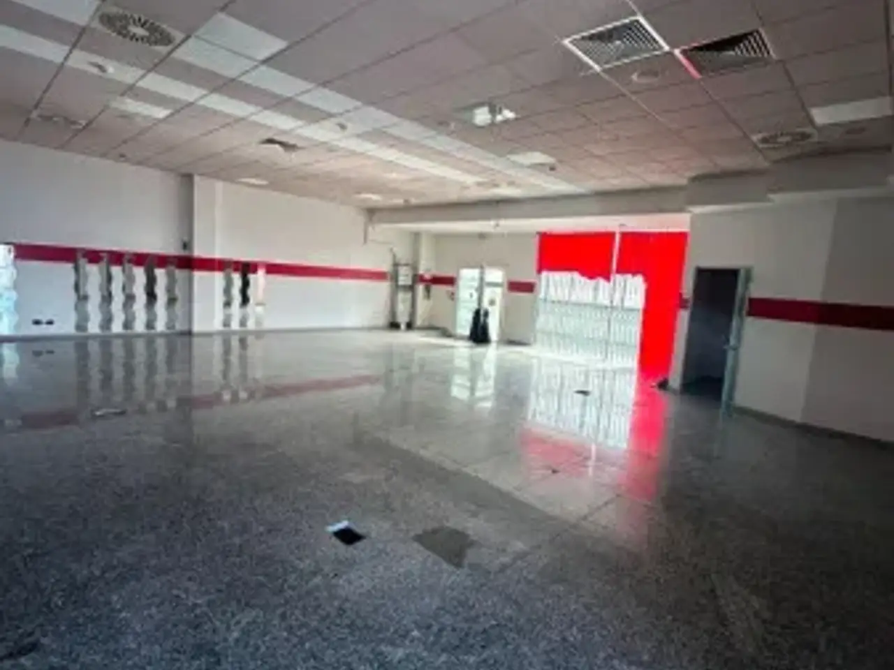 Negozio in Via Piemonte 18, San Martino Siccomario, {3} - Foto 1