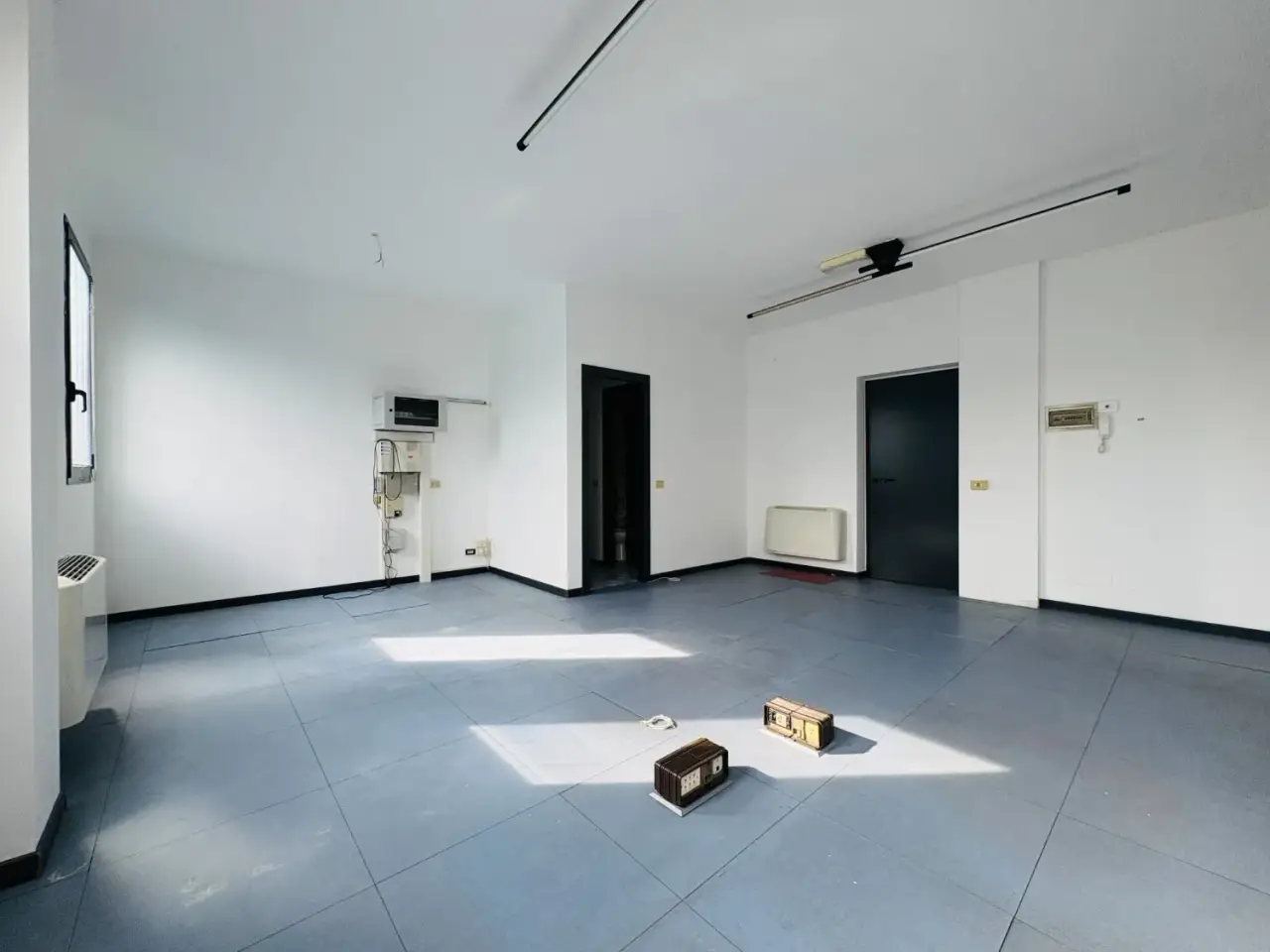 Ufficio in Str. Bobbiese, Piacenza, {3} - Foto 1