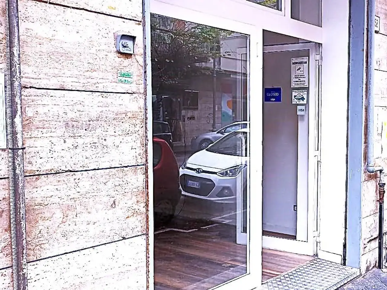 Negozio in Via Santa Margherita, Salerno, {3} - Foto 2