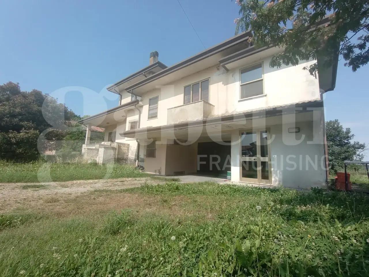 Palazzina commerciale in Cavarzere, Via Oselin 00, Cavarzere, {3} - Foto 1