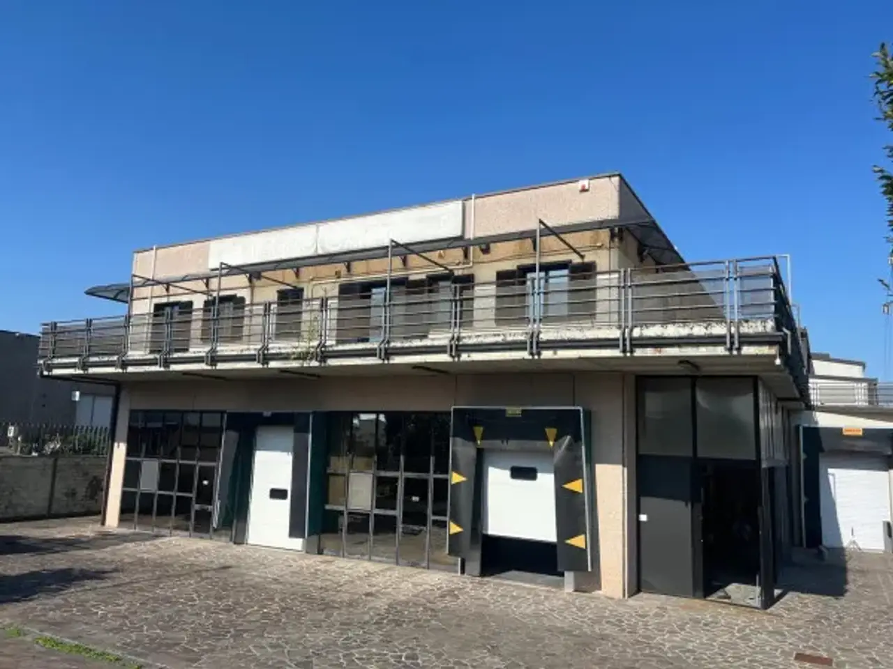Capannone in Viale del Lavoro, Romano Di Lombardia, {3} - Foto 1