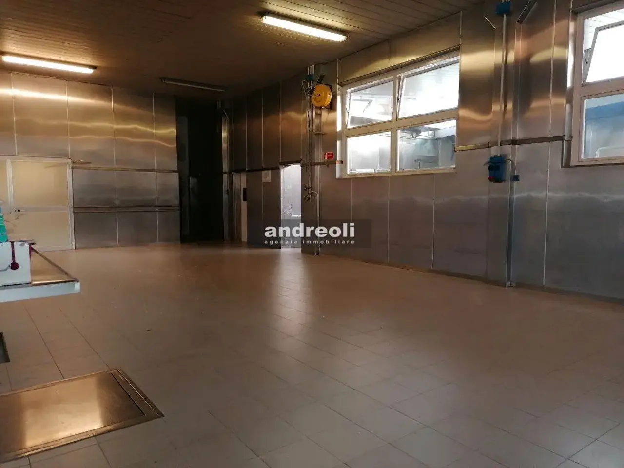 Laboratorio in , Jesi, {3} - Foto 1