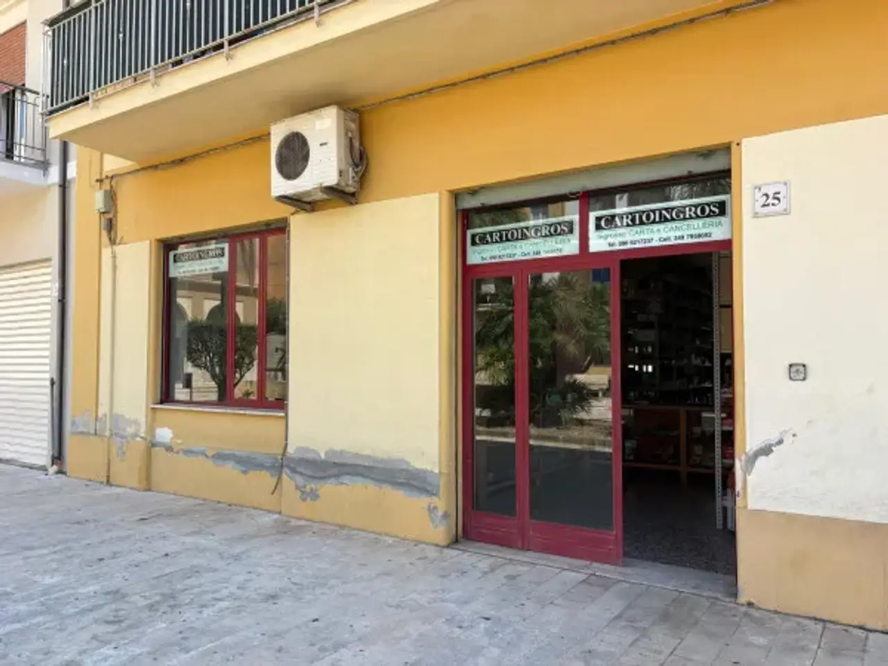 Negozio in Via San Francesco di Paola, Barcellona Pozzo Di Gotto, {3} - Foto 1