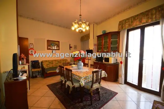 Detached house in Via Val di Mazara, Mazara del Vallo - Photo 1