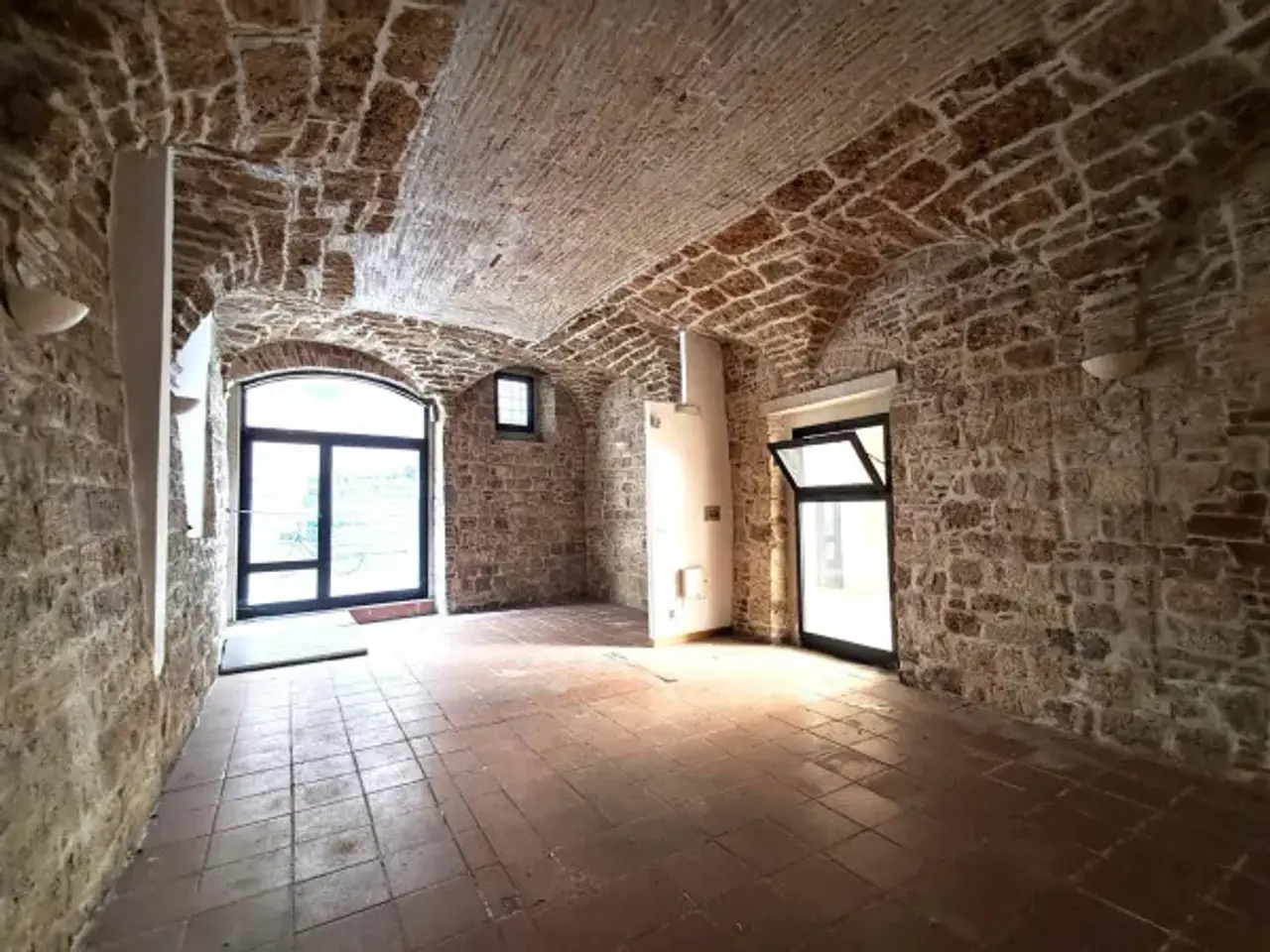 Negozio in Via dei Sabini, Ascoli Piceno, {3} - Foto 1