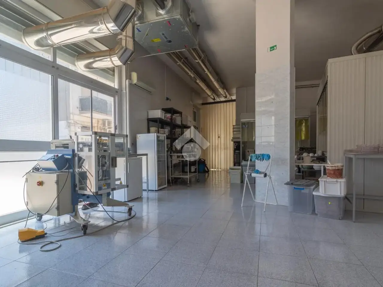 Laboratorio in Via Italia 18, Conversano, {3} - Foto 1