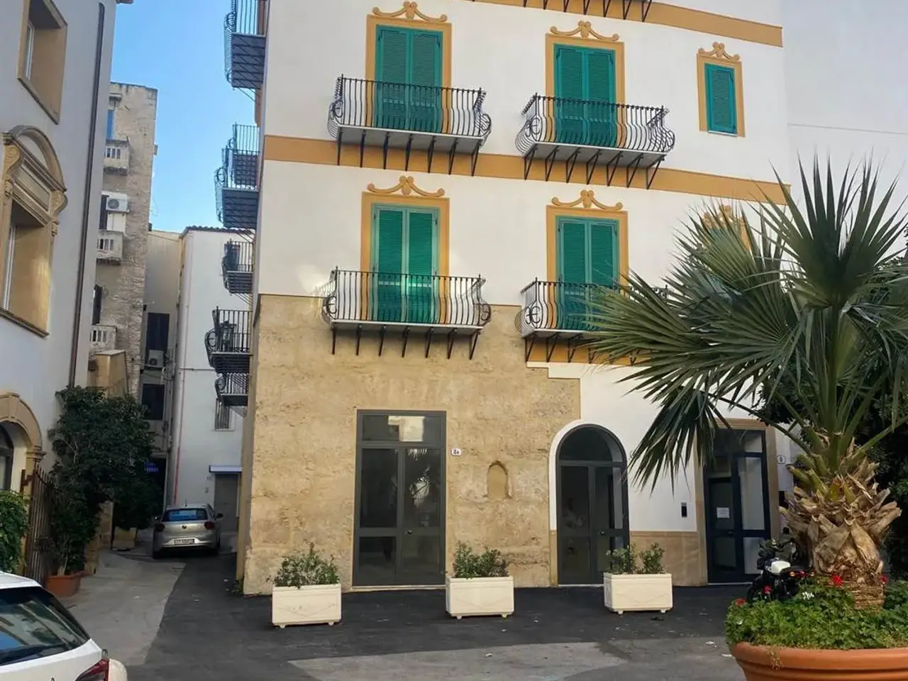 Negozio in Piazzetta Brunaccini, Palermo, {3} - Foto 1