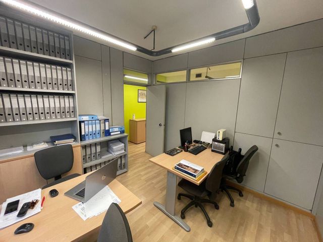 Shared office in {3}, Corso Susa 299 - Photo 1