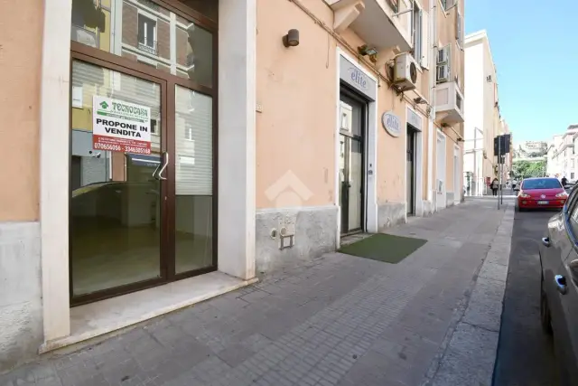 Negozio in Via Farina 53, Cagliari - Foto 1