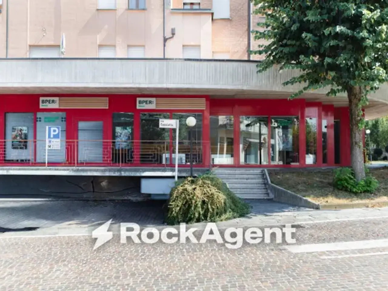 Filiale bancaria in Via Canaletto 15, Casalgrande, {3} - Foto 2