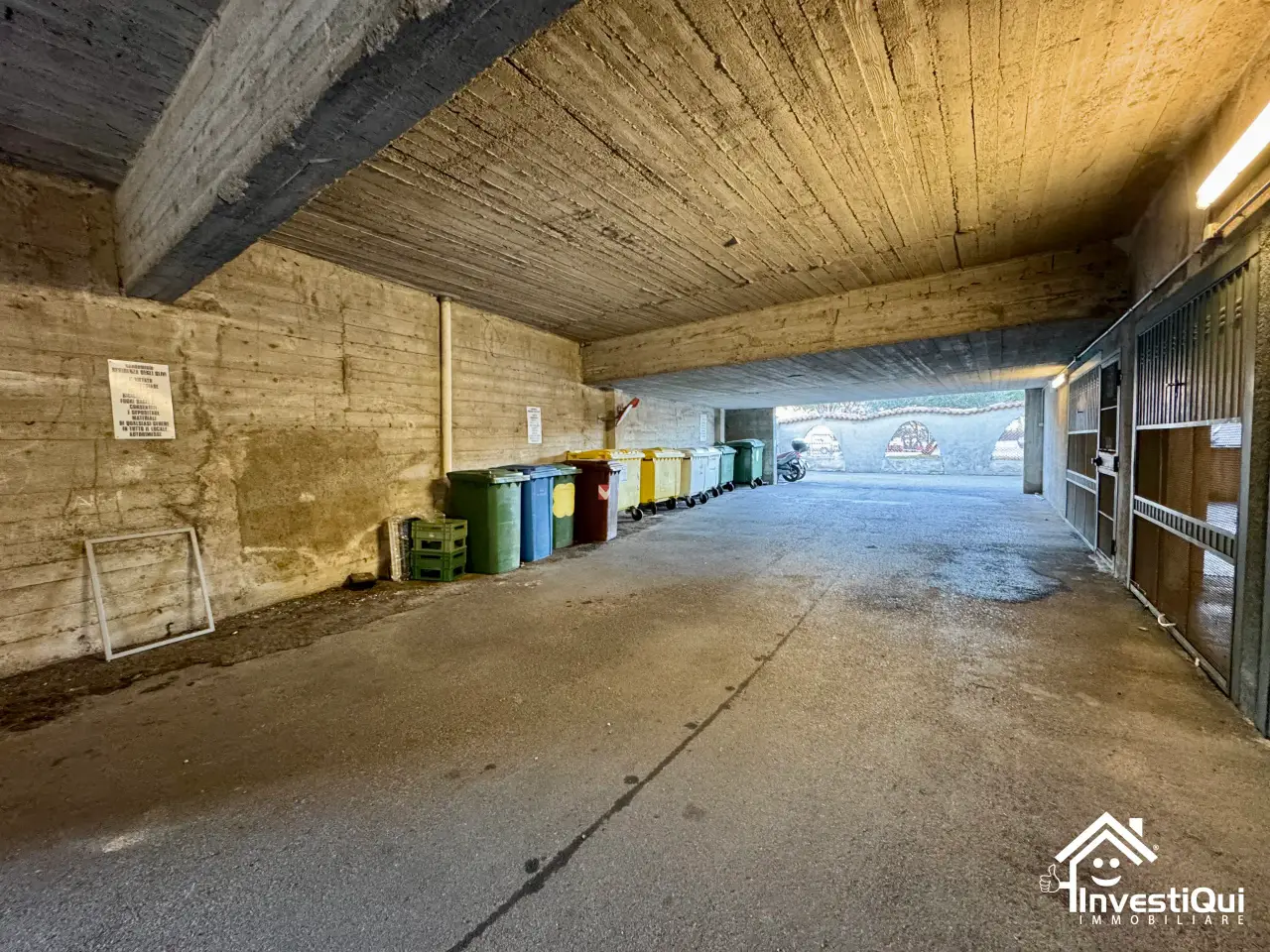 Parcheggio chiuso in Via Francesco Crispi 223, Pietra Ligure, {3} - Foto 1