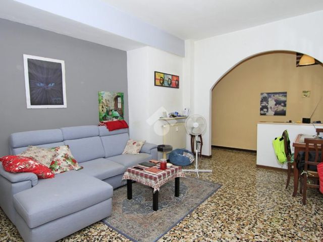 4-room flat in Via Borgonuovo 39, Serravalle Scrivia - Photo 1