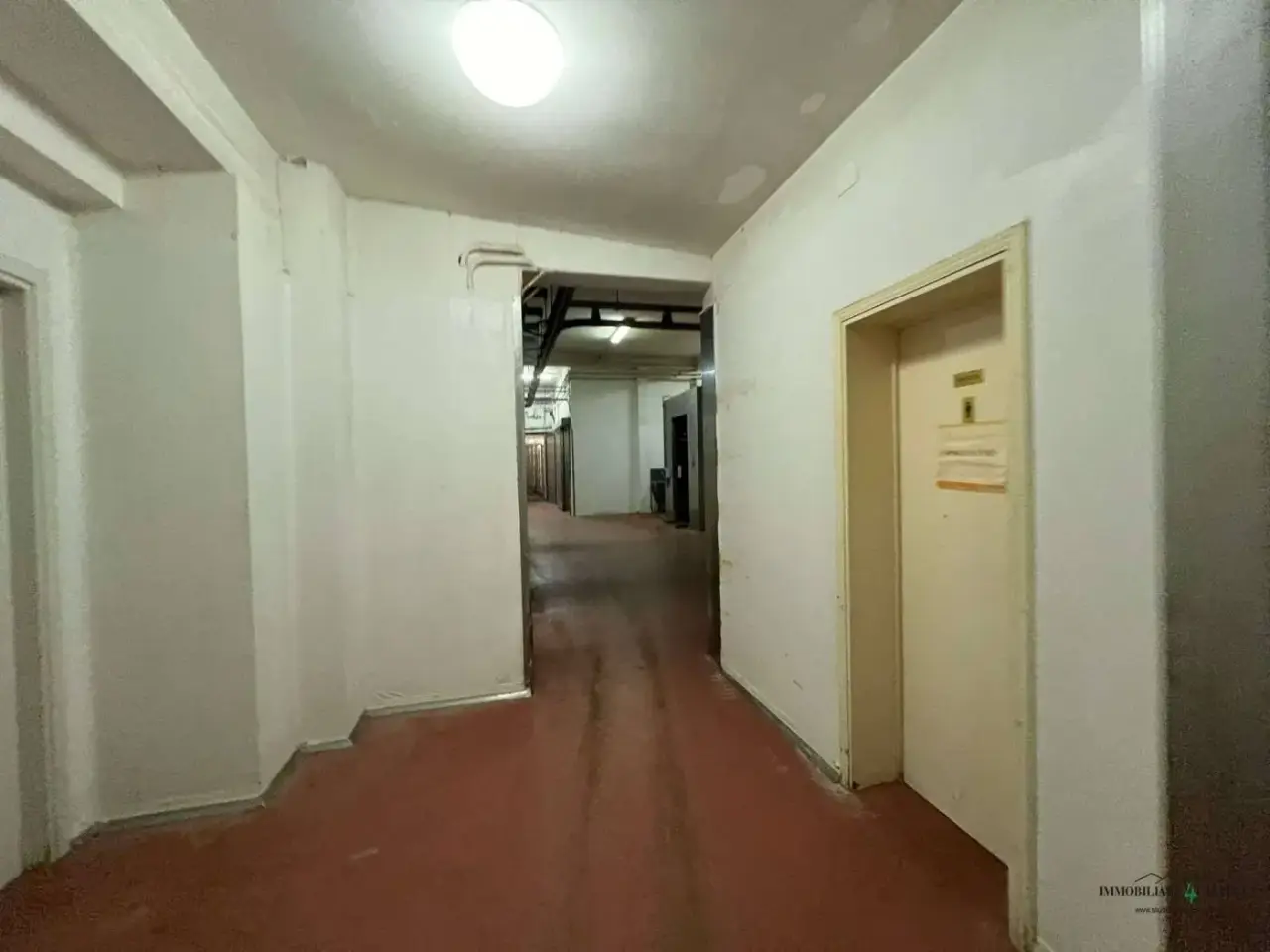 Laboratorio in , Canossa, {3} - Foto 2