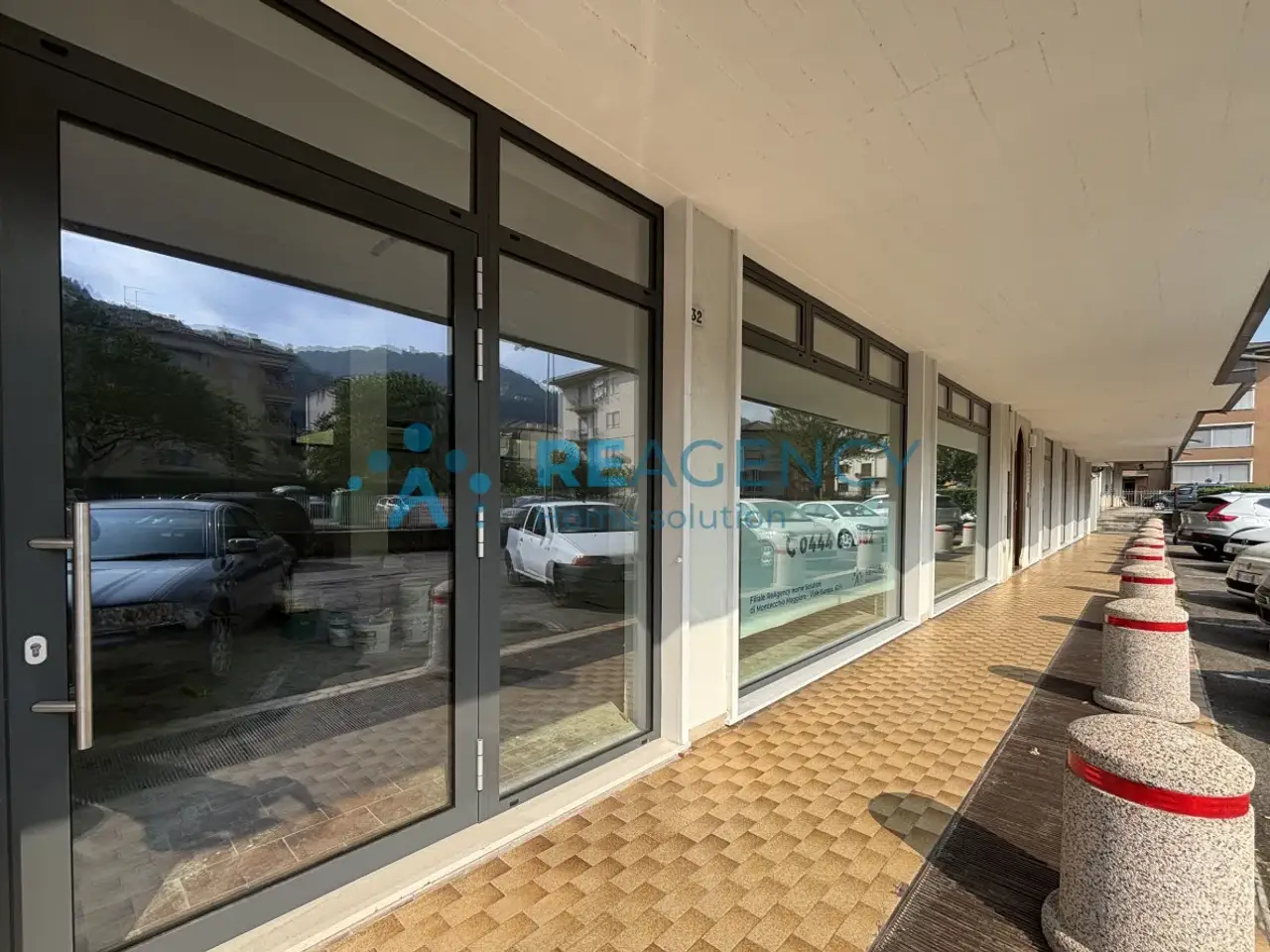 Negozio in Via Luigi Galvani, Valdagno, {3} - Foto 1