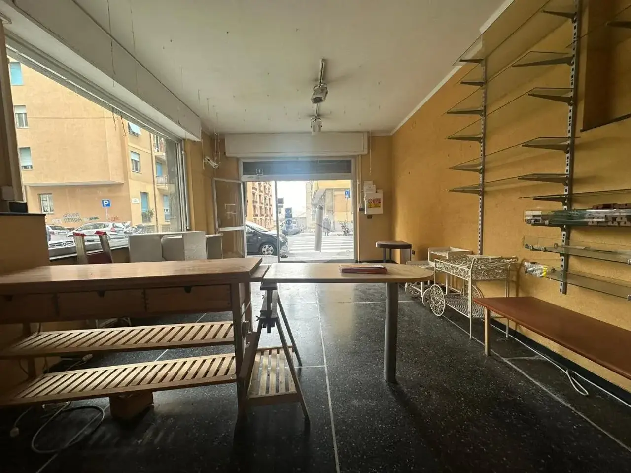 Negozio in Via Ventimiglia 131, Genova, {3} - Foto 2
