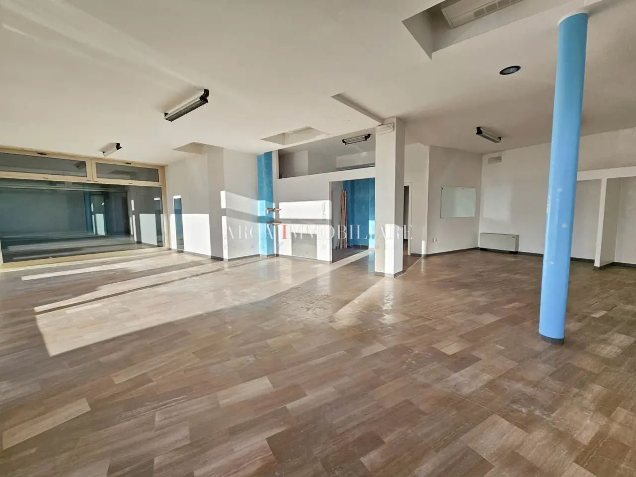 Negozio in Via Levantina, Jesolo, {3} - Foto 1