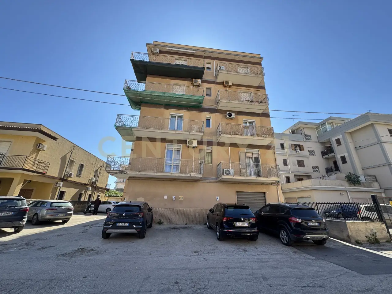 Parcheggio chiuso in Via Carlentini 4, Siracusa, {3} - Foto 1