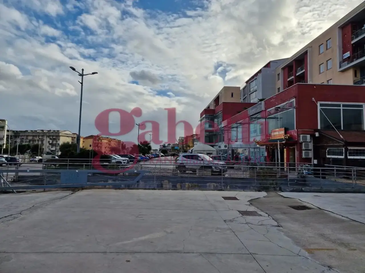Ufficio in Viale Carlo III 152, San Nicola la Strada, {3} - Foto 1