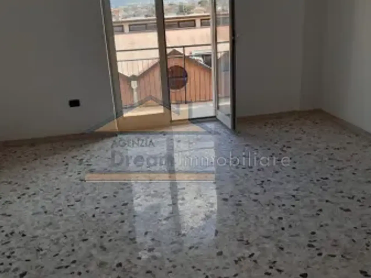 Ufficio in Via Aniello Palumbo, Giugliano In Campania, {3} - Foto 1