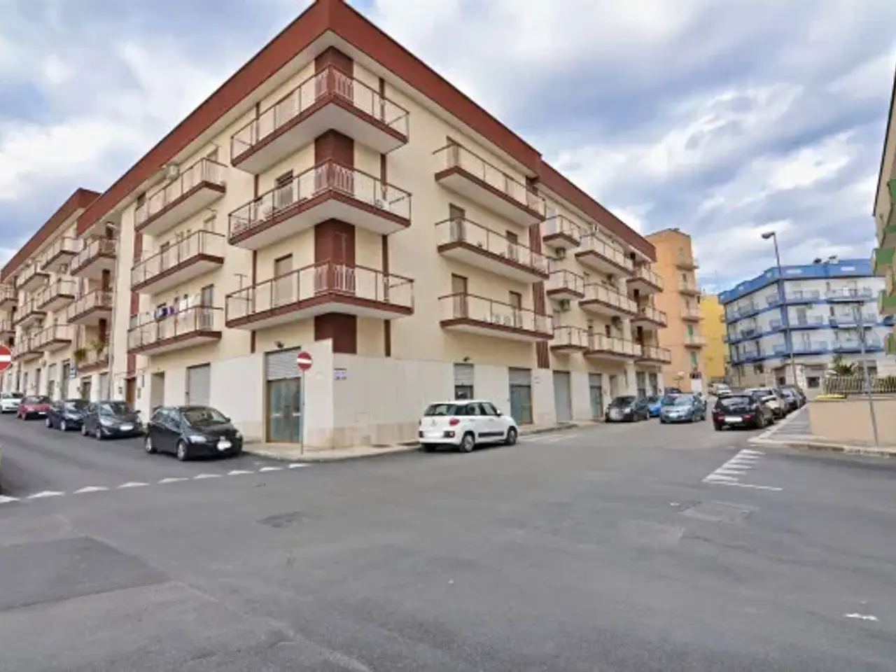 Negozio in Via Giovanni Pascoli, Putignano, {3} - Foto 1