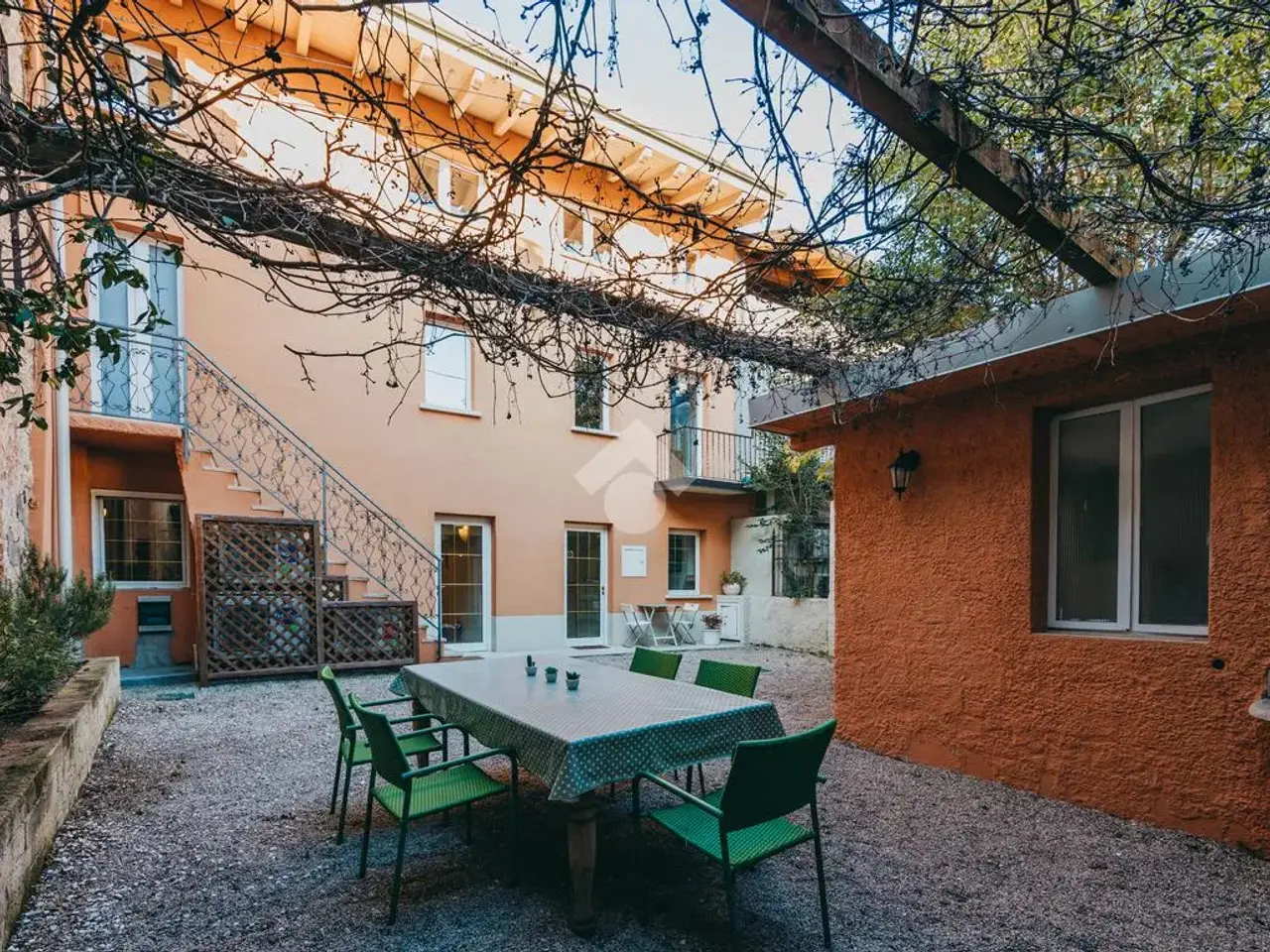 Albergo in Via Filippo Turati 9, Manerba Del Garda, {3} - Foto 1