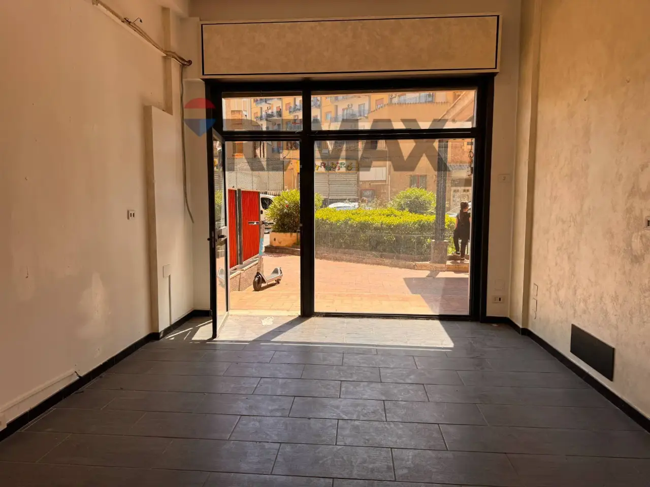 Negozio in Via San Lorenzo 89, Palermo, {3} - Foto 1