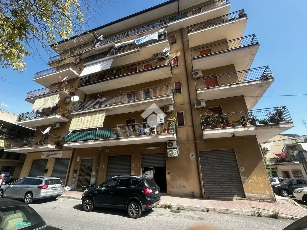 Magazzino in Via degli Albanesi 1, Corigliano-Rossano, {3} - Foto 2