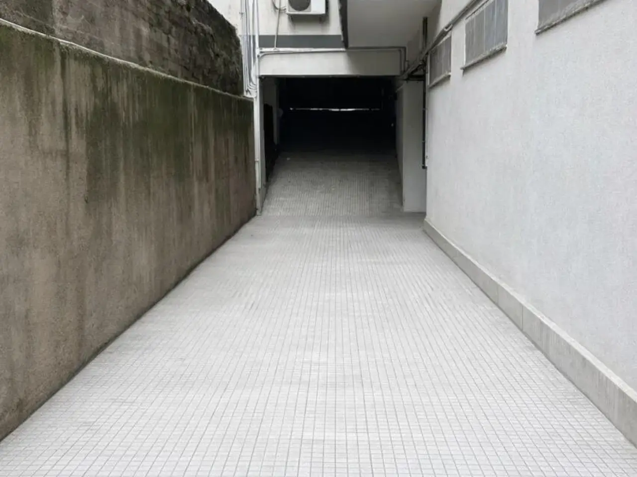Magazzino in Via Santa Cecilia 270/F, Messina, {3} - Foto 2