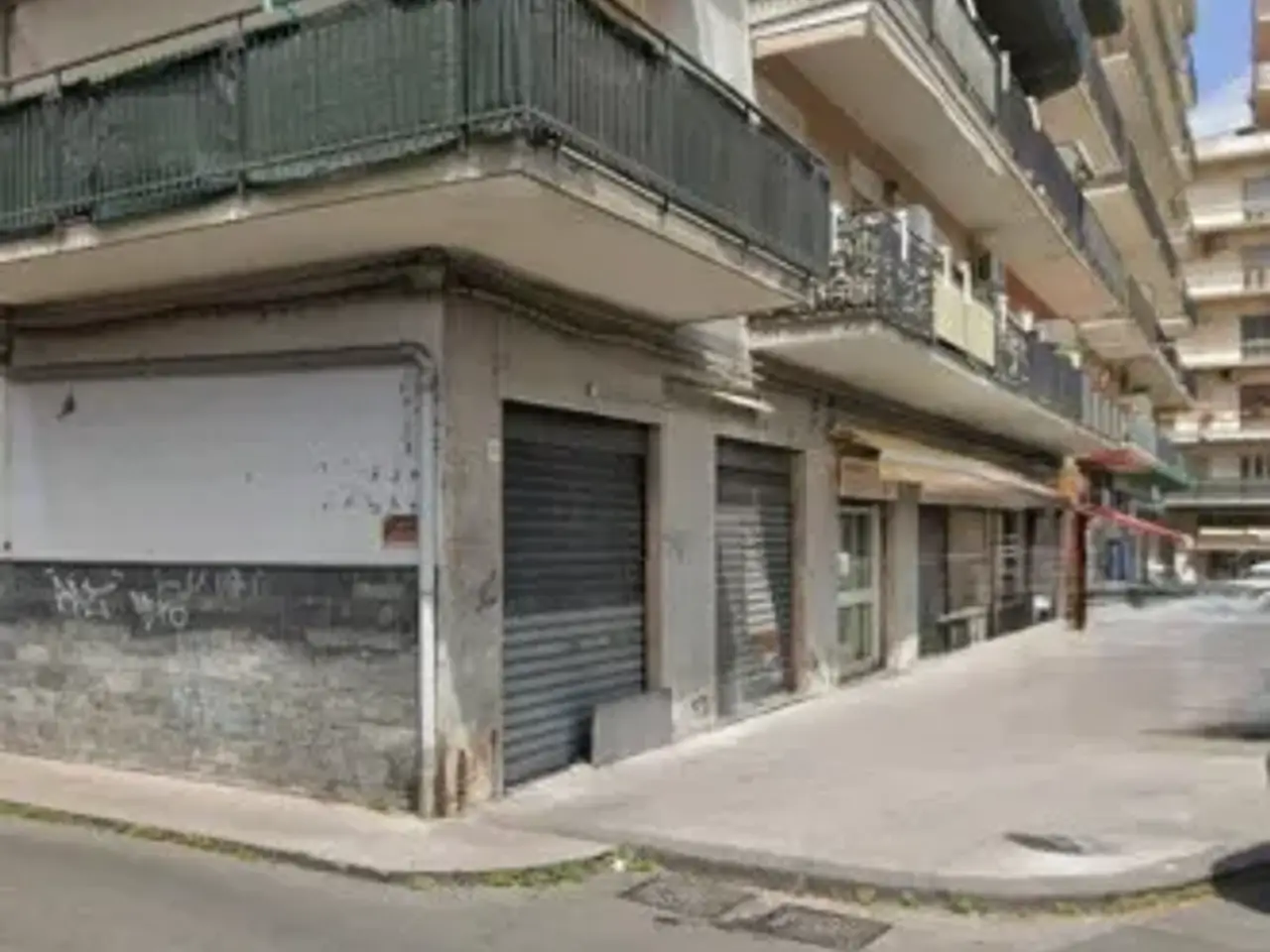 Negozio in Piazza Duca di Camastra 19, Catania, {3} - Foto 2