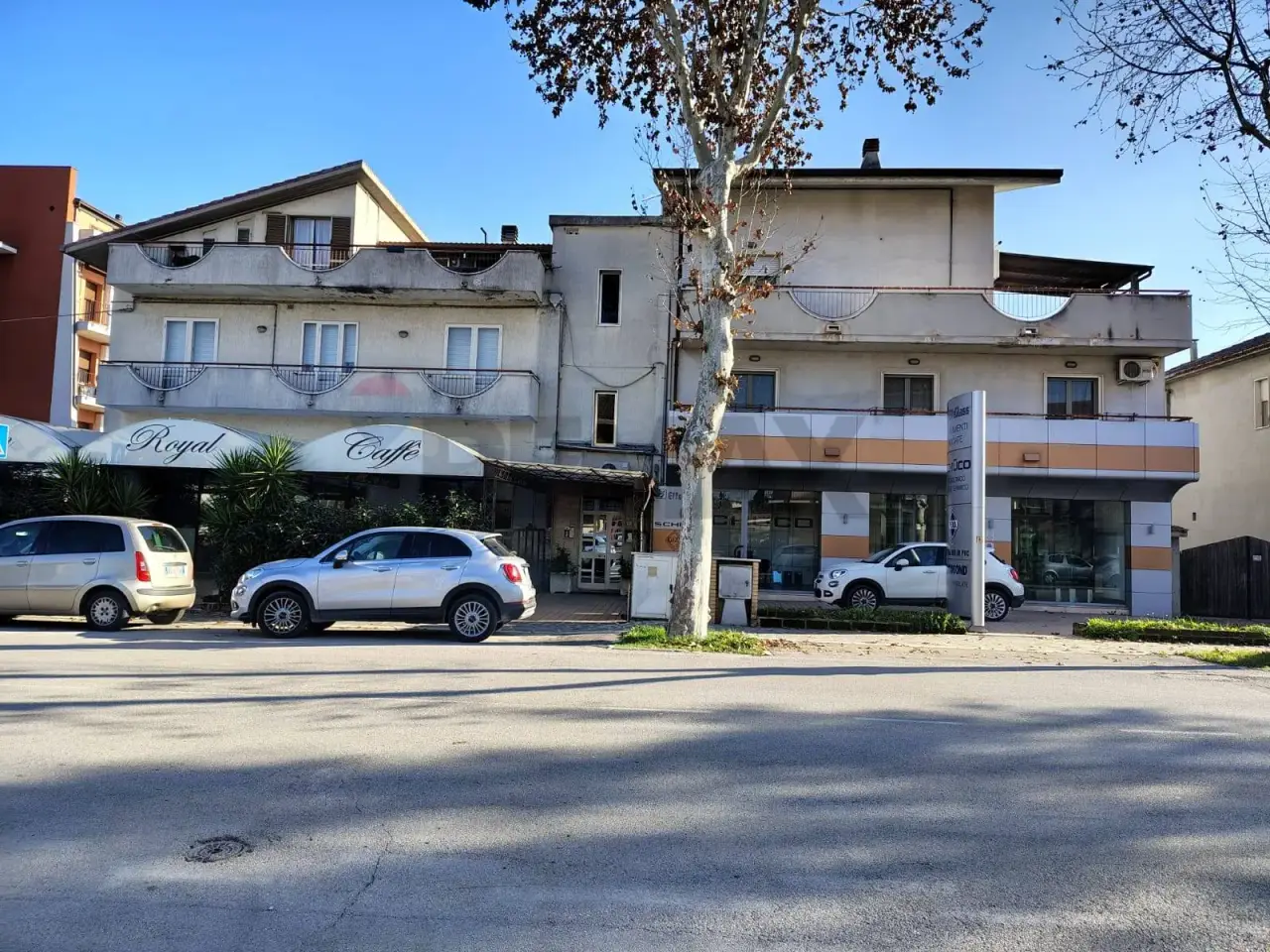 Negozio in Via Aldo Moro 117, San Giovanni Teatino, {3} - Foto 2