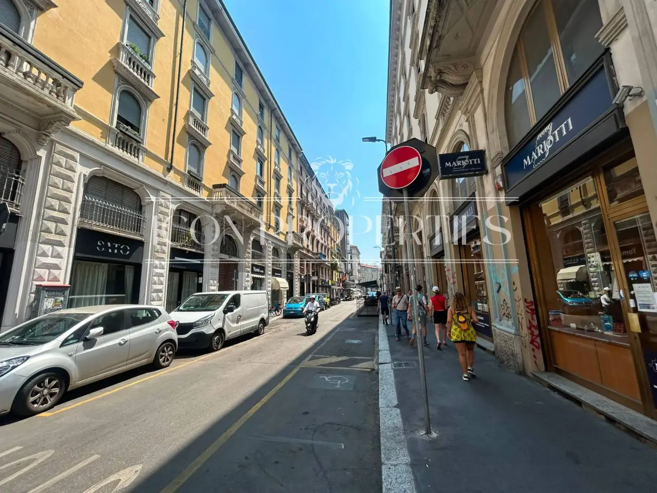 Negozio in Via Lazzaro Palazzi 7, Milano, {3} - Foto 2