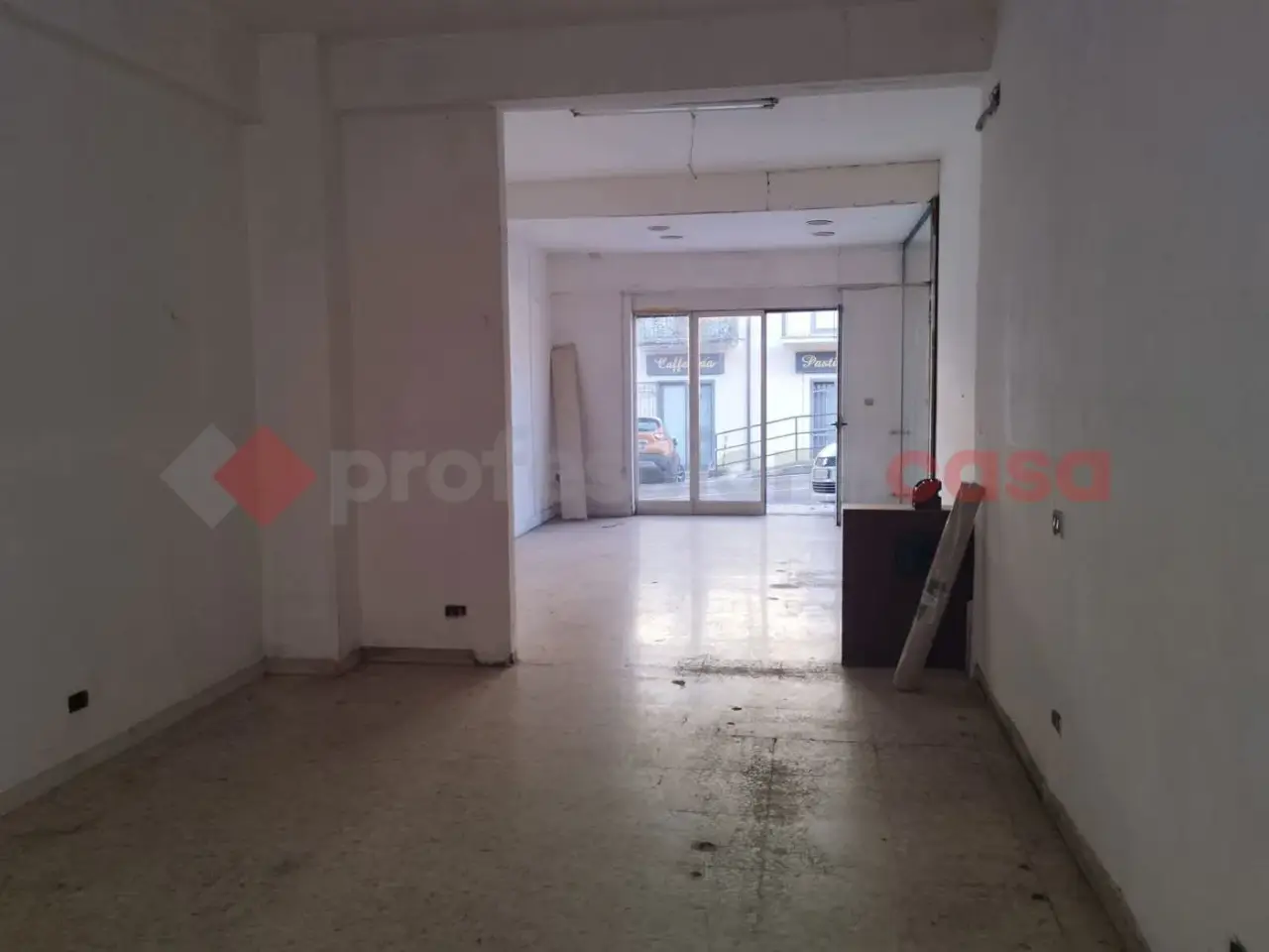 Negozio in Via Ponte 22, Ceccano, {3} - Foto 2