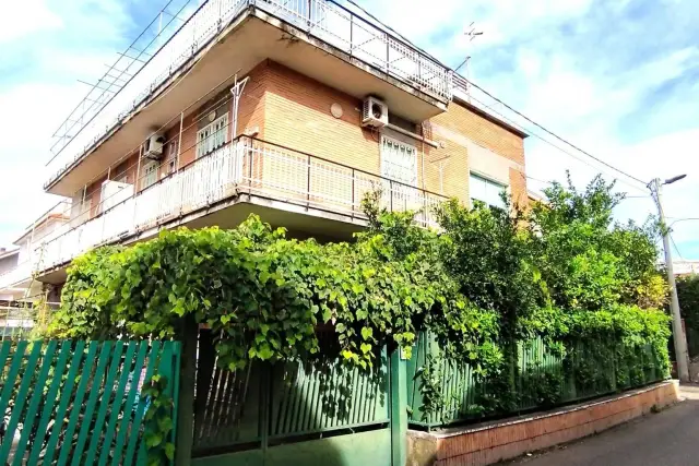 Villa in Via Olivella 7, Minturno - Foto 1