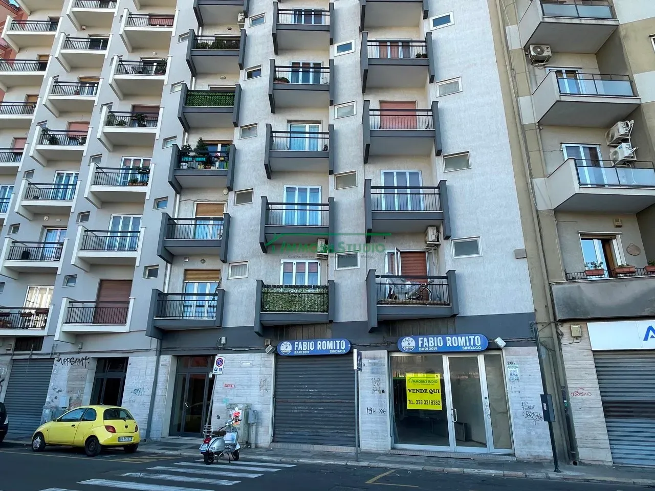 Negozio in Via Giuseppe Capruzzi, Bari, {3} - Foto 1