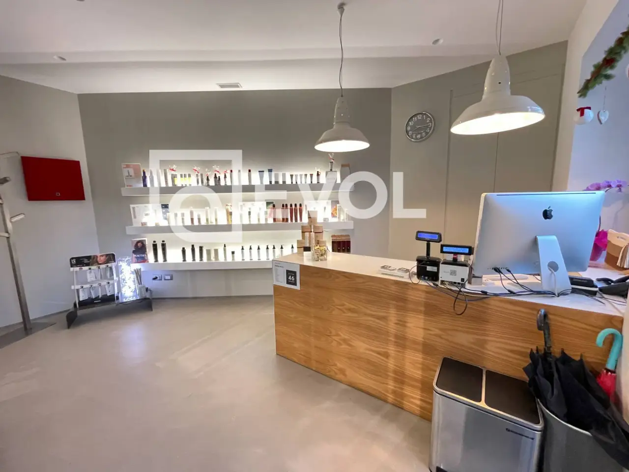 Esercizio commerciale in Via Prachiuso 1, Udine, {3} - Foto 1
