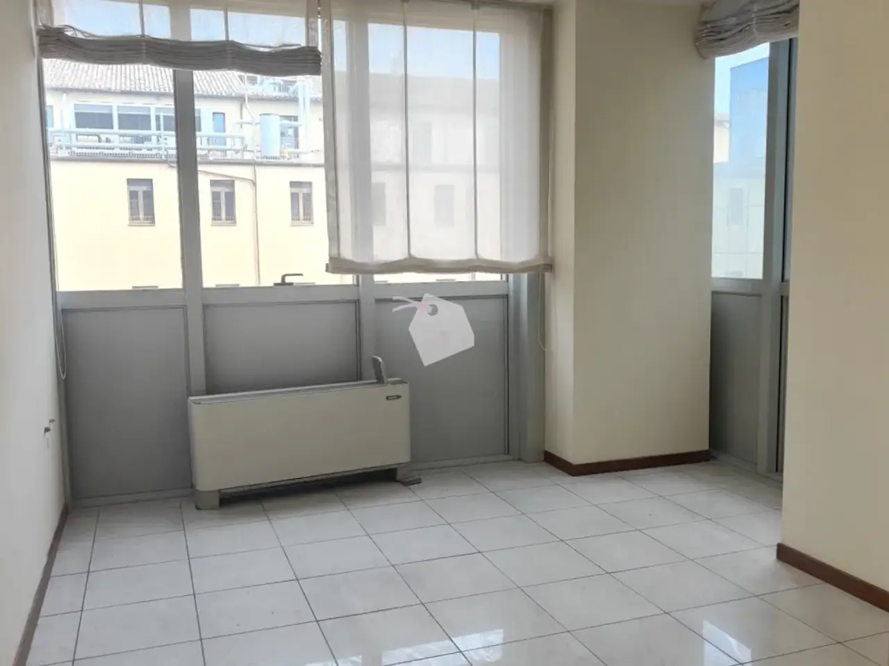 Ufficio in Macerata, Corso Cairoli, Macerata, {3} - Foto 1