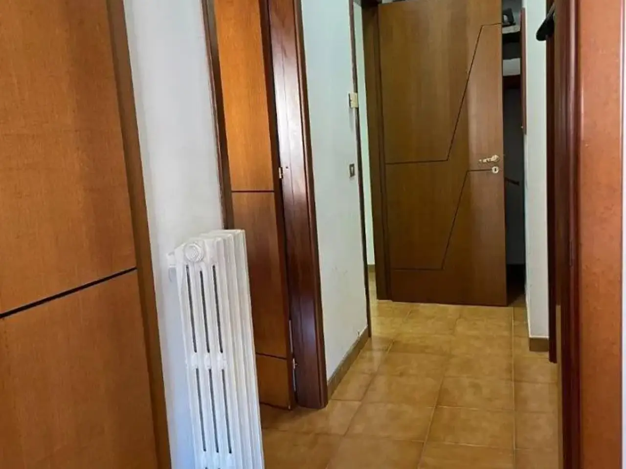 Ufficio in Via Camillo Rosalba 49, Bari, {3} - Foto 1