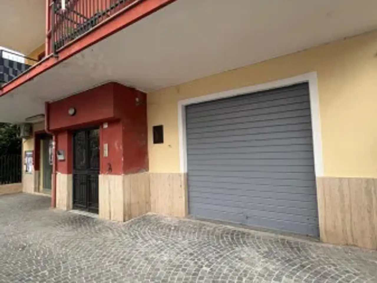 Negozio in Via Roma 97, Casalnuovo Di Napoli, {3} - Foto 2