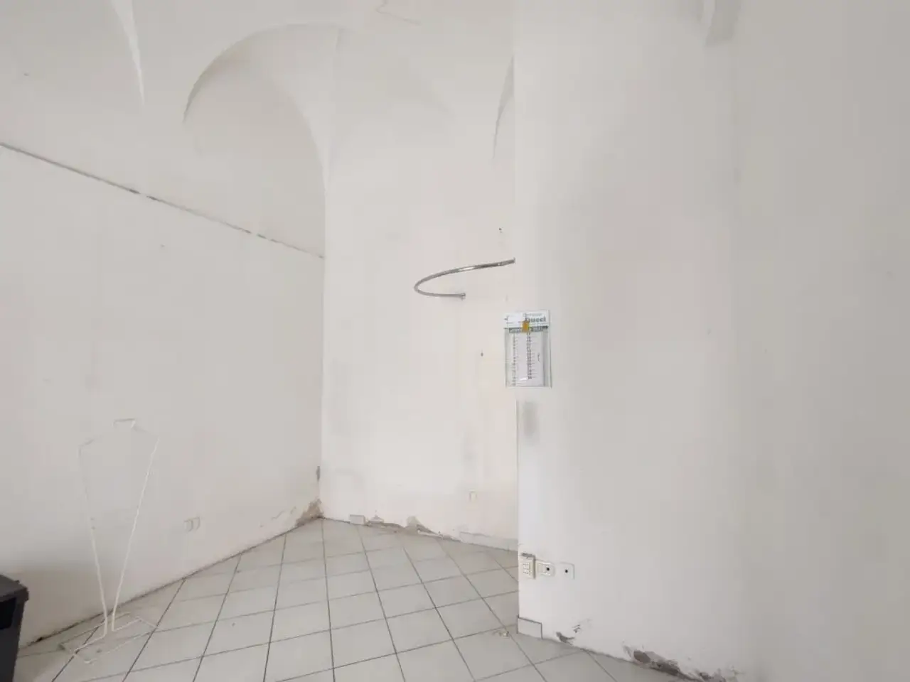 Esercizio commerciale in , Citta' Di Castello, {3} - Foto 2