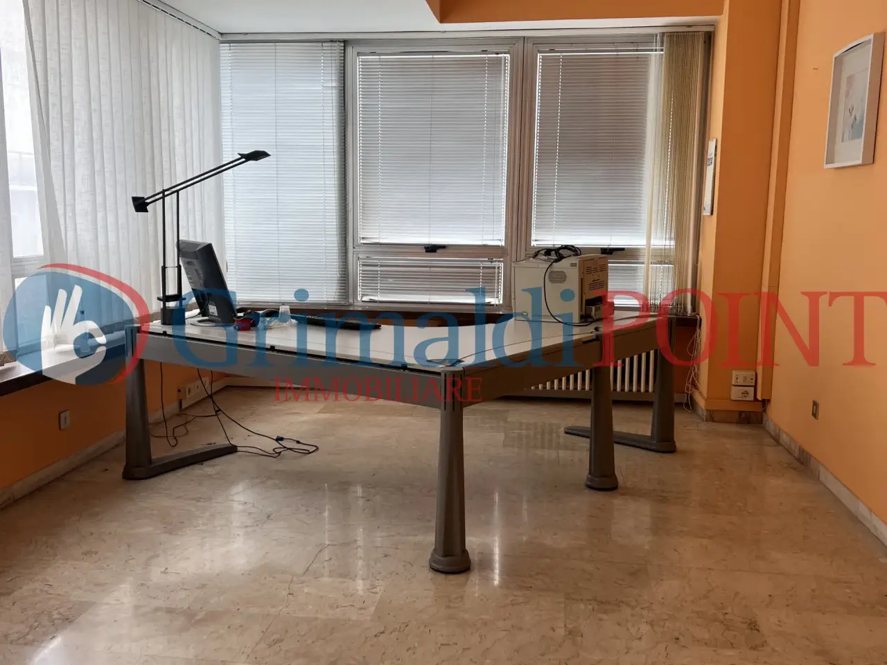 Ufficio in Via 47 Reggimento Fanteria 42, Lecce, {3} - Foto 2