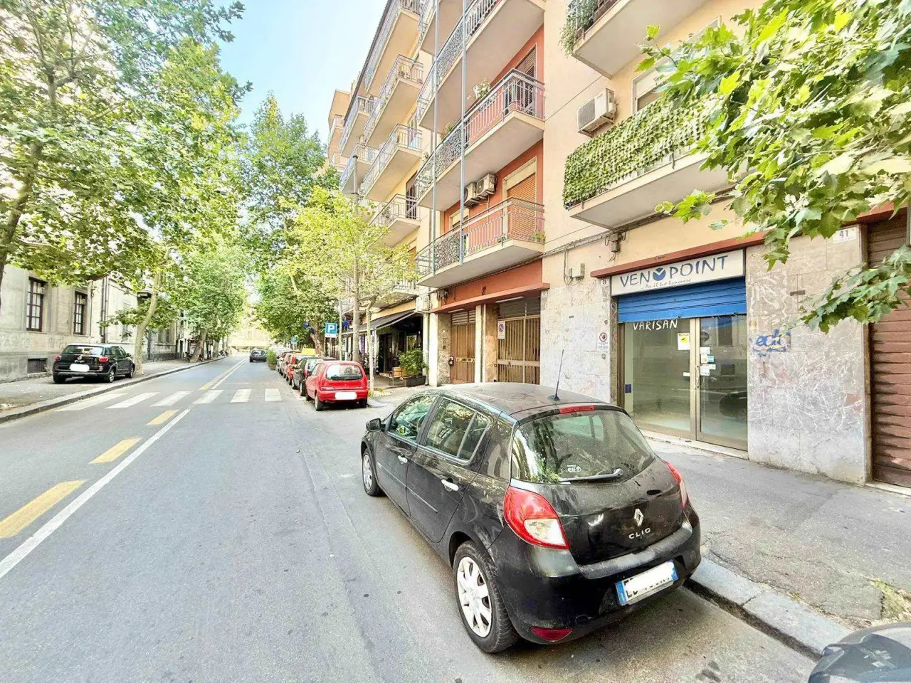 Negozio in Via Lago di Nicito, Catania, {3} - Foto 2