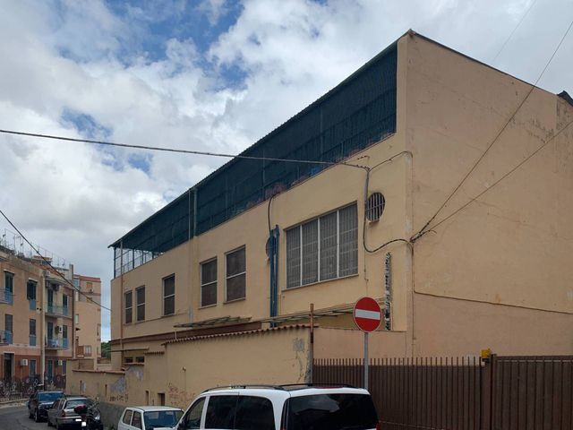 Warehouse in Via Crocifisso a Pietratagliata, Palermo - Photo 1