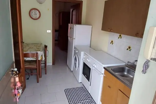 2-room flat in Strada della Commenda 11, Torino - Photo 1